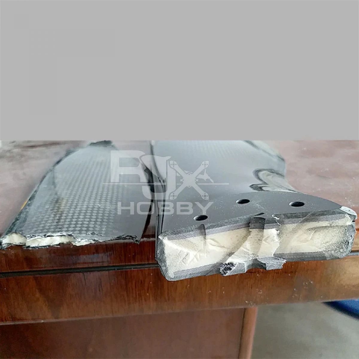 Пропеллеры RJX 32x11 дюймов 3K Carbon Fiber CW и CCW для мультикоптеров Пропеллеры RJX 32x11 дюймов 3K Carbon Fiber CW и CCW для мультикоптеров