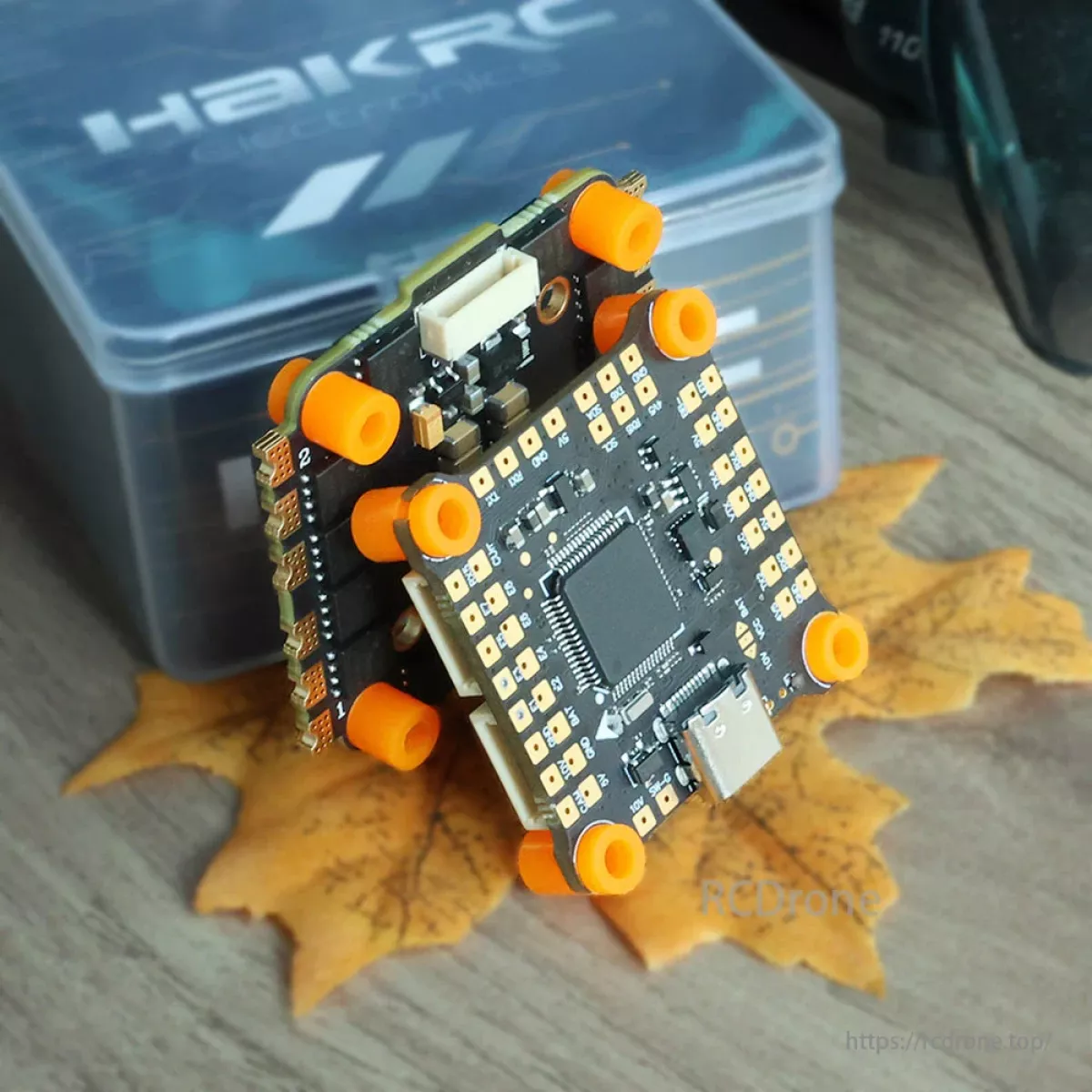 HAKRC F405 45A стек (45AF4 V2, 8Bit ESC) – STM32F405 FC + 4-в-1 45A 8Bit ESC (2–6S) HAKRC F405 45A стек (45AF4 V2, 8Bit ESC) – STM32F405 FC + 4-в-1 45A 8Bit ESC (2–6S)