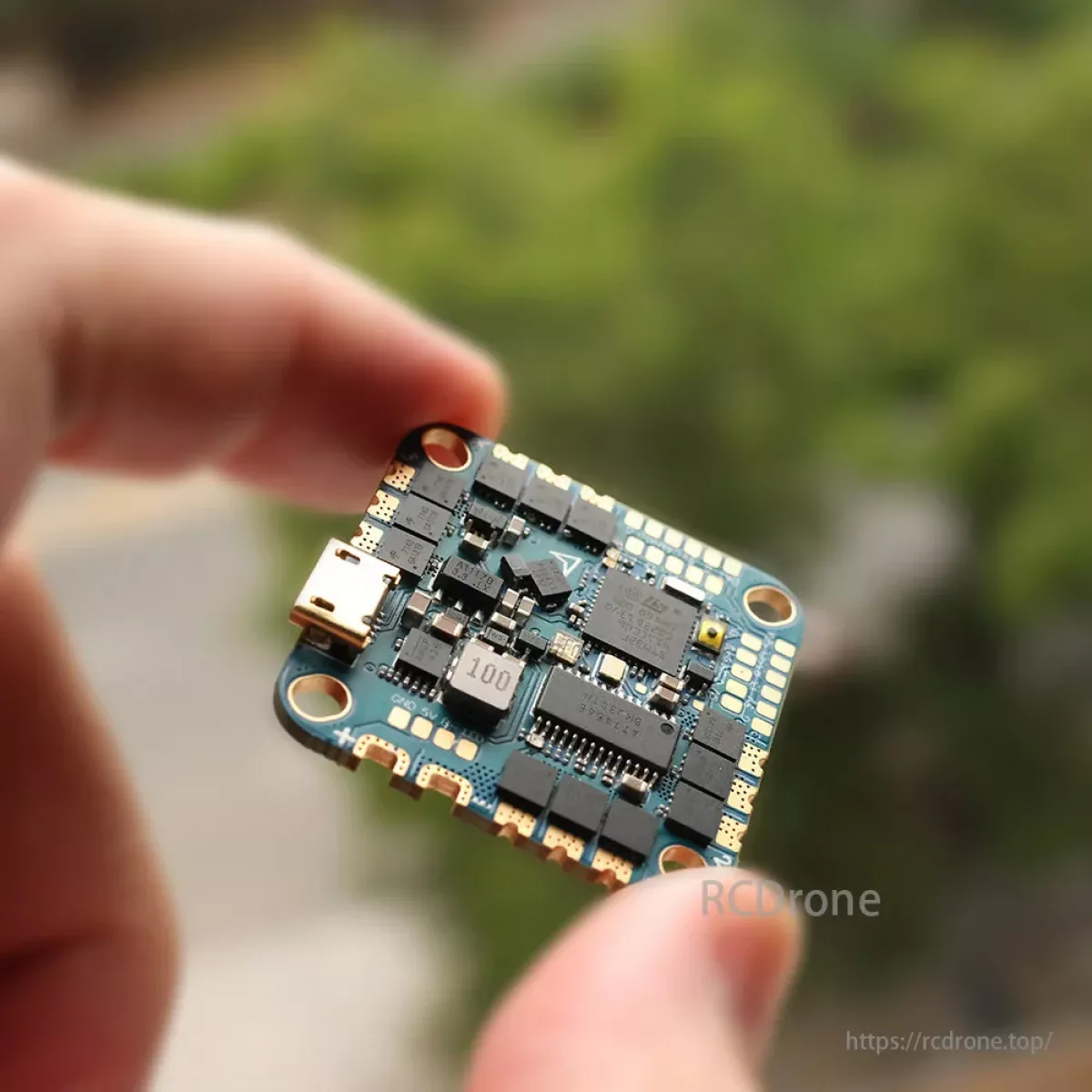 HAKRC F411 40A AIO полётный контроллер 2–6S, STM32F411, BLHeli_S 40A ESC, монтаж 25.5 мм HAKRC F411 40A AIO полётный контроллер 2–6S, STM32F411, BLHeli_S 40A ESC, монтаж 25.5 мм