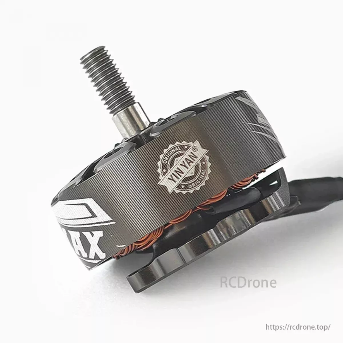 Бесколлекторный мотор EMAX ECOIII 2306 1700KV/1900KV/2400KV 3-6S для квадрокоптера 5" FPV Бесколлекторный мотор EMAX ECOIII 2306 1700KV/1900KV/2400KV 3-6S для квадрокоптера 5" FPV