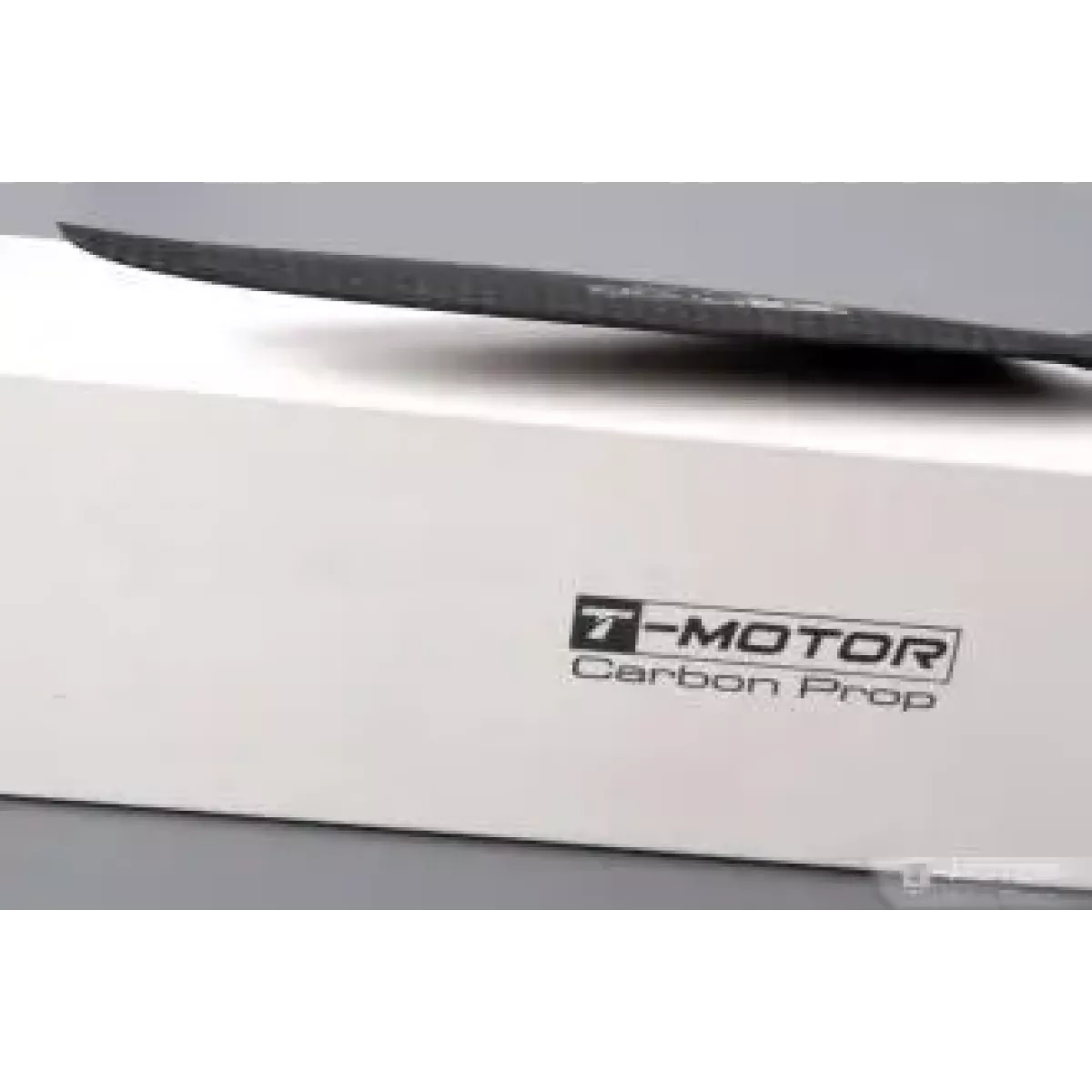 Пропеллеры T-Motor P13*4.4" CW+CCW, 2 шт., карбоновые лопасти для мультикоптера Пропеллеры T-Motor P13*4.4" CW+CCW, 2 шт., карбоновые лопасти для мультикоптера