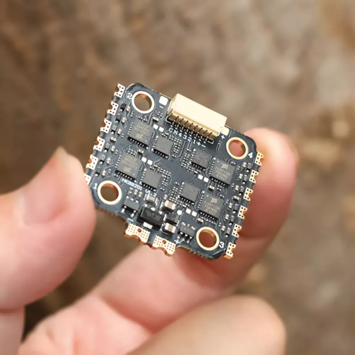 HAKRC BLS 8B 35A 4-в-1 ESC для FPV дрона – 2–6S, крепление 20x20мм, Damped Light, прошивка BLHeli HAKRC BLS 8B 35A 4-в-1 ESC для FPV дрона – 2–6S, крепление 20x20мм, Damped Light, прошивка BLHeli