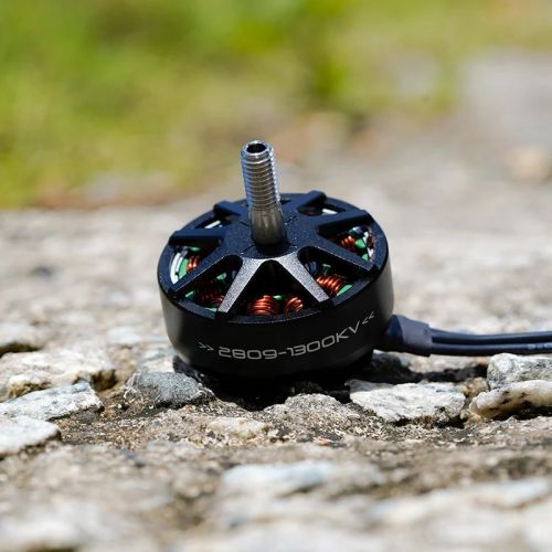 Бесколлекторный мотор Foxeer Black Hornet 2809 1300KV для FPV дронов
